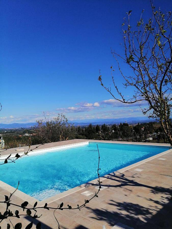 B&b per 2 persone, con Balcone e Terrazza nonché Giardino e Piscina a Montefiascone