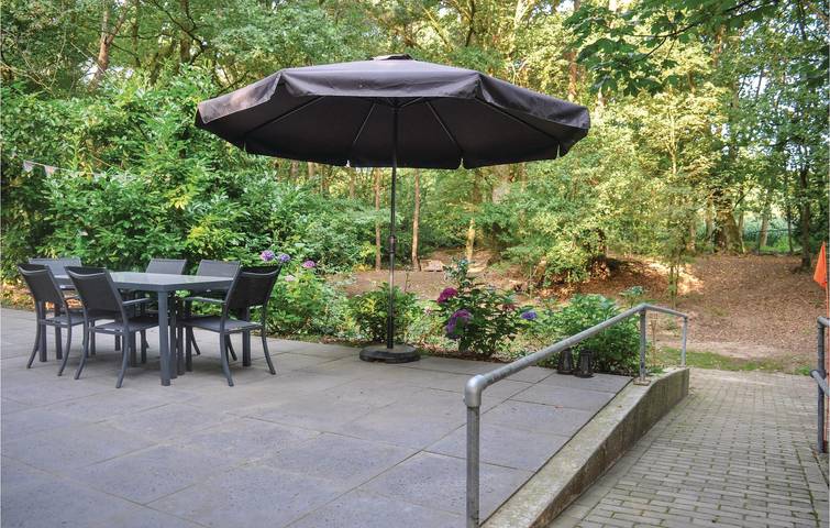 Ferienhaus für 4 Personen mit Terrasse in Leende, Nordbrabant