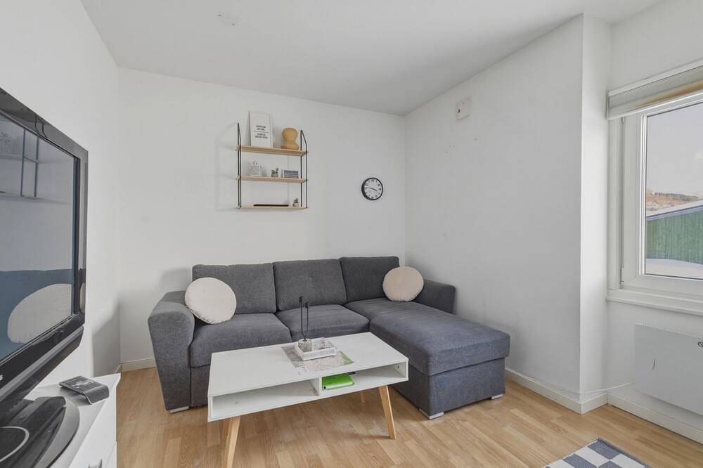 Ganze Wohnung, Soothing 1-room whith own bathroom apartment in charming Bodø with cozy vibes in Rønvik, Bodø