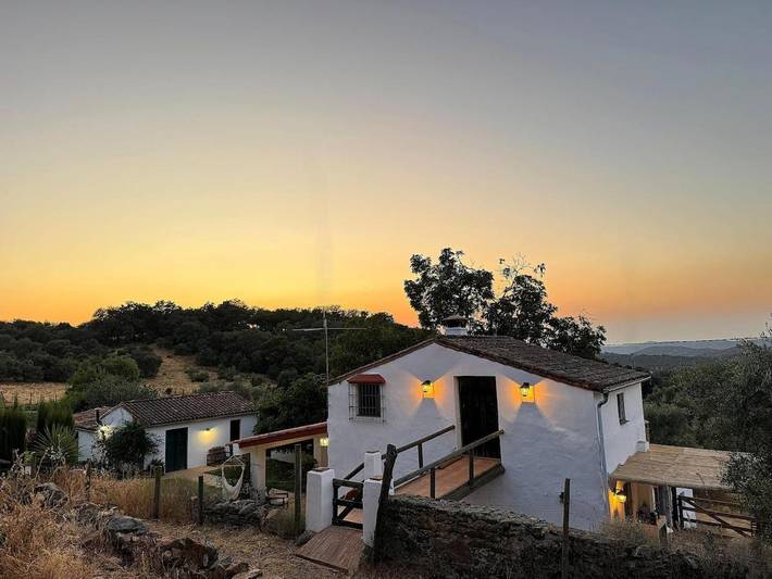 Chalet para 12 personas, con piscina además de terraza y vistas - 1