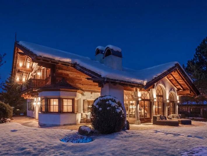 Ferienhaus für 10 Personen, mit Whirlpool und Garten in Sankt Johann in Tirol