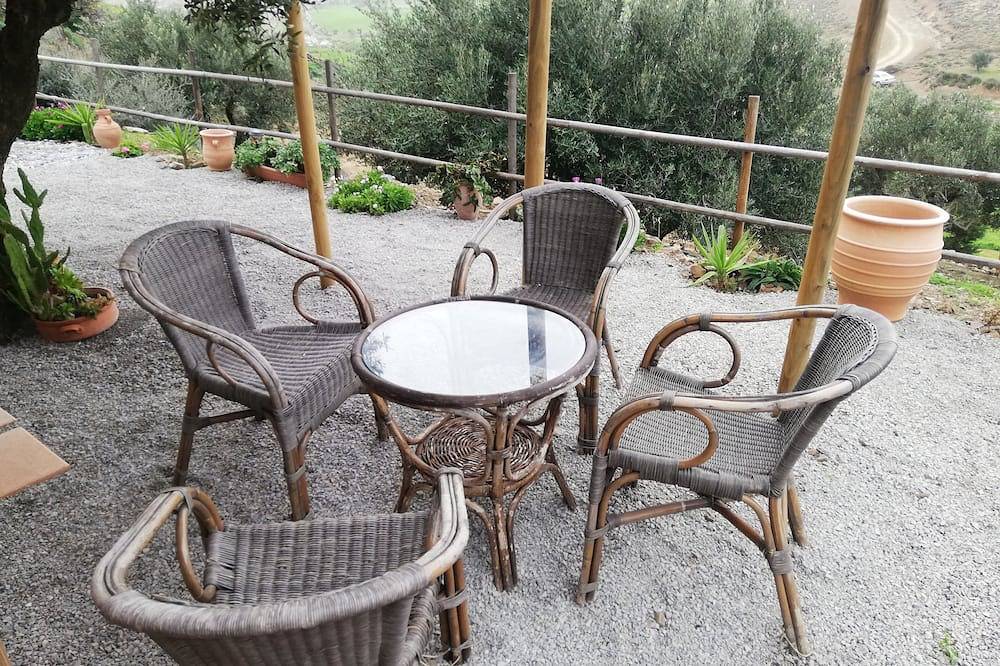 Wooden house at the mountain in Iraklio-Heraklion und Umgebung