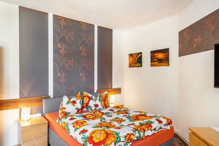 Studio entier, Appartement 'Ferienwohung In Orange' avec terrasse partagée et Wi-Fi in Barth, Vorpommern-Rügen
