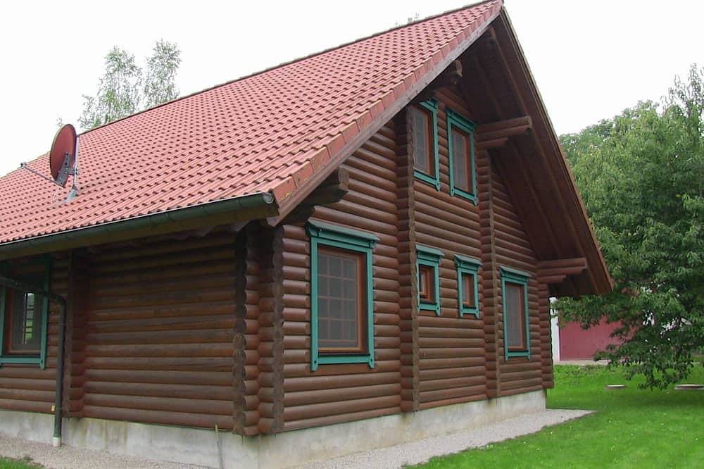 Komfortables Holzblockhaus nahe Rothenburg o. d. Tauber in Creglingen, Taubertal