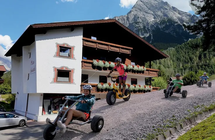 Ferienwohnung für 5 Personen, mit Ausblick und Garten - 1