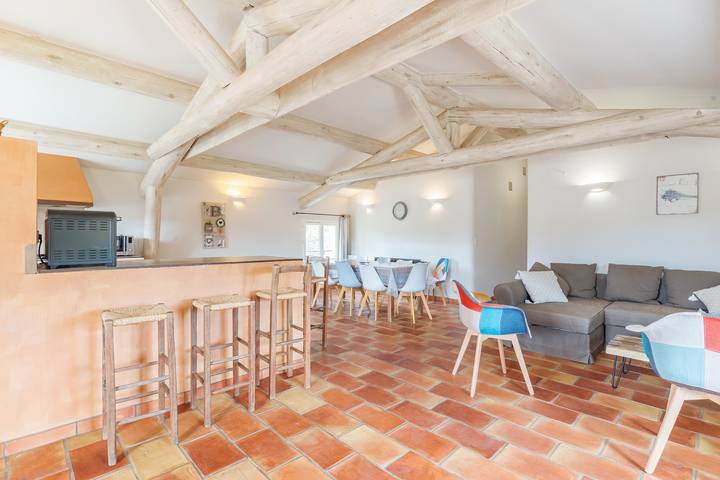 Ferienhaus für 8 Personen, mit Whirlpool und Garten sowie Sauna
