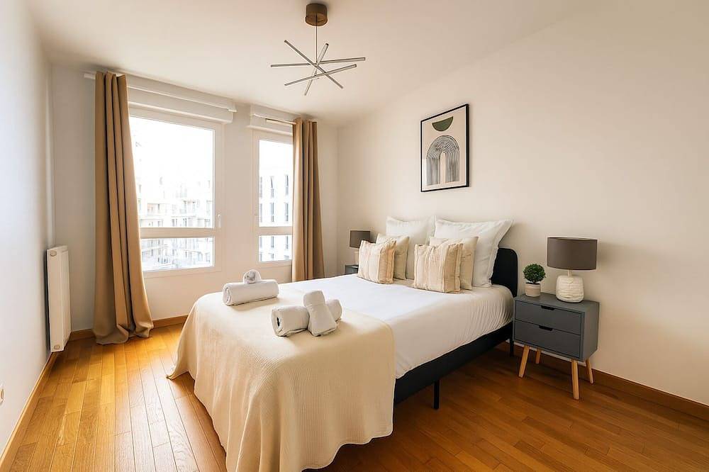 Entire apartment, Spacieux 4 pièces à Issy-les-Moulineaux in Issy-les-Moulineaux, Hauts-de-Seine