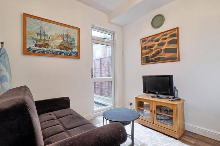 Bed and breakfast for 2 people in Southend-on-Sea