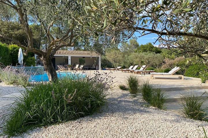 Maison de vacances pour 12 personnes, avec jardin, animaux acceptés à Lorgues