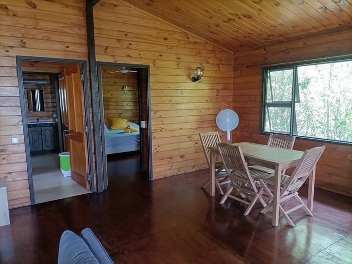 Gîte pour 2 personnes, avec balcon ainsi que vue sur l’océan et jardin, adapté aux familles dans Polynésie française - 3