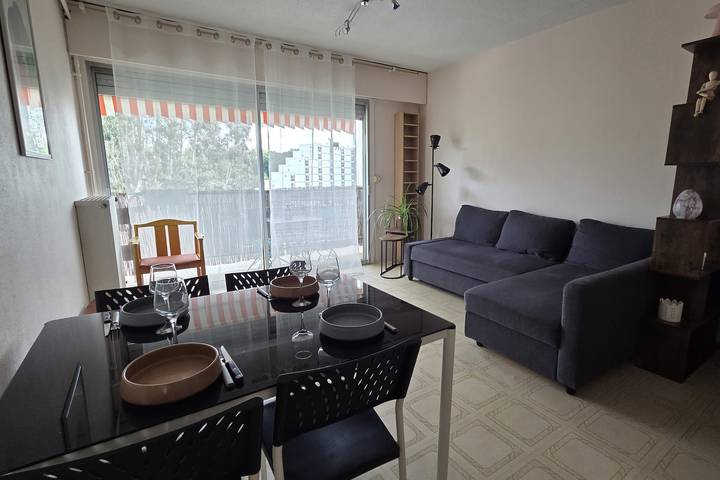 Studio entier, Studio avec piscine & tennis à Biarritz in Anglet, Région de Bayonne