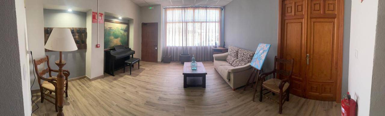 Hotel para 2 personas, con vistas al lago y vistas en Manchuela Conquense - 4