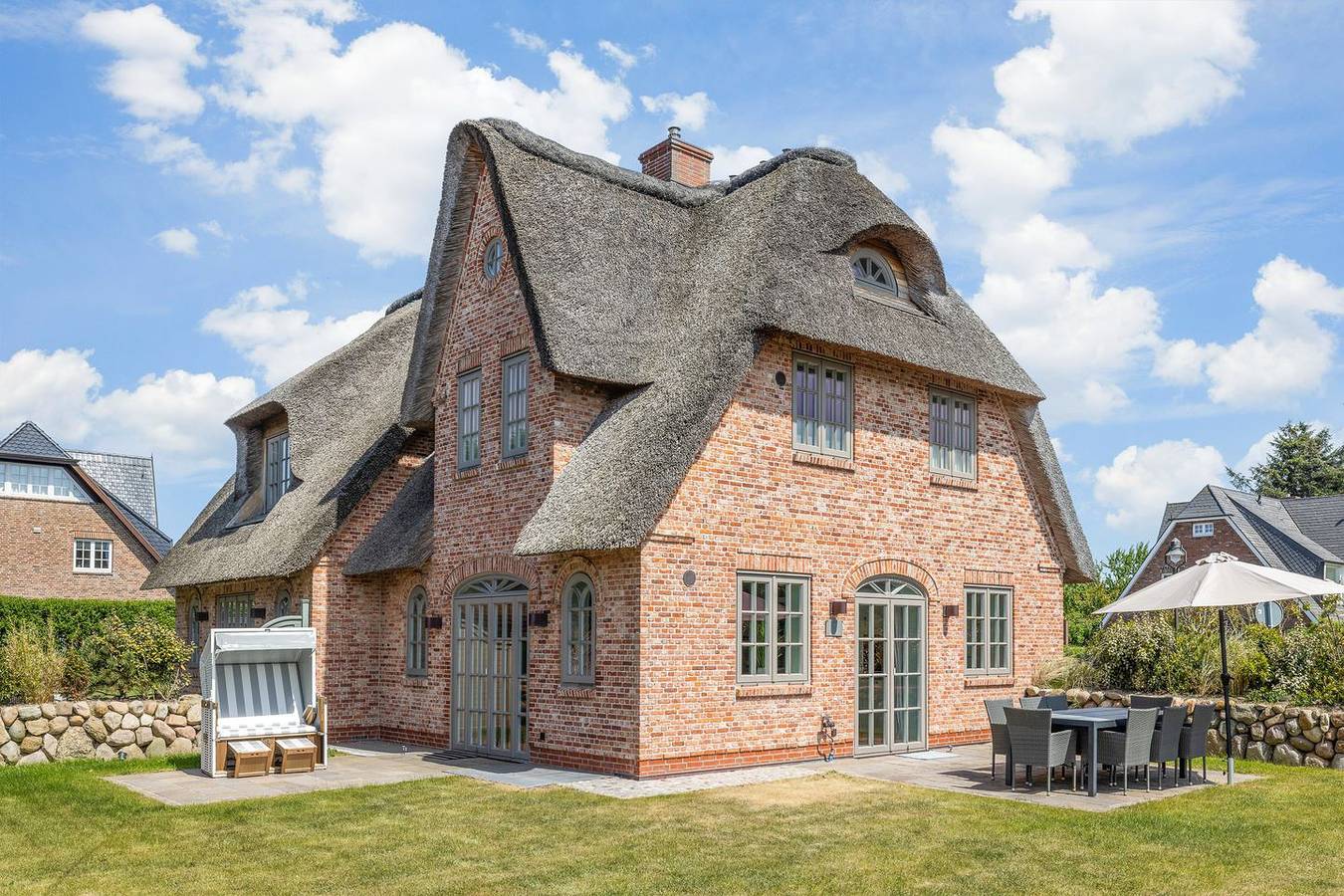 Luxus unter Reet! Genießen Sie Ihren Urlaub auf Sylt in diesem Traumhaus. in Wenningstedt, Sylt