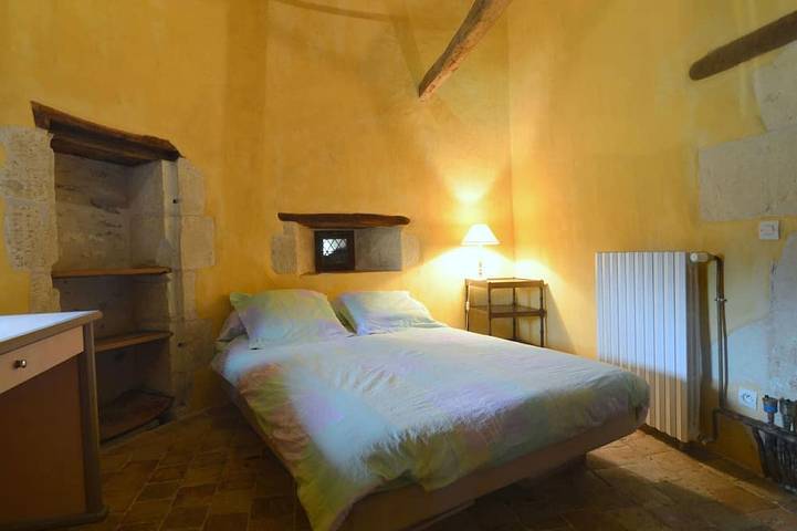 Location de vacances pour 10 personnes, avec jardin ainsi que terrasse et piscine à Thurageau - 2