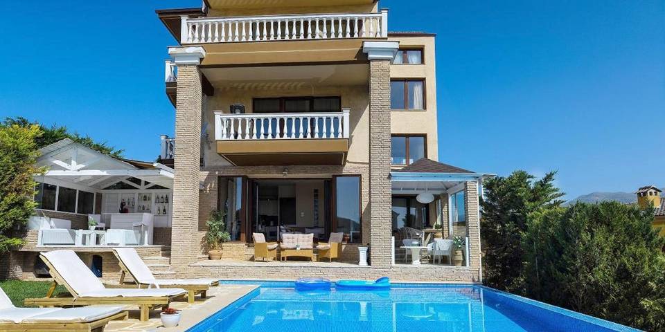 Willa dla 10 osób, z Balkon i Taras oraz Ogród i Basen w Janina regionalna Preweza