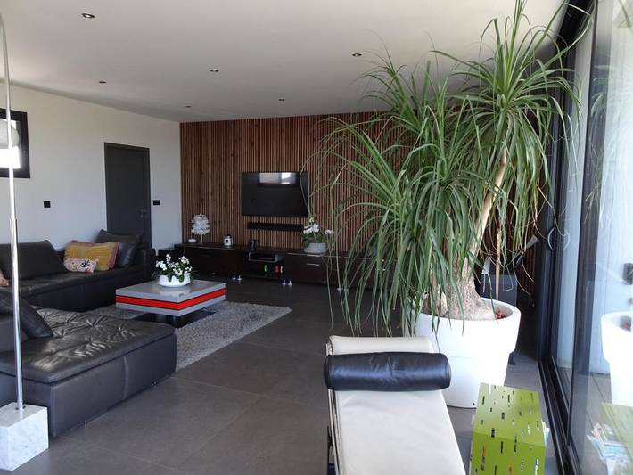 Location de vacances pour 6 personnes, avec jardin ainsi que vue et piscine à Nages-et-Solorgues - 4