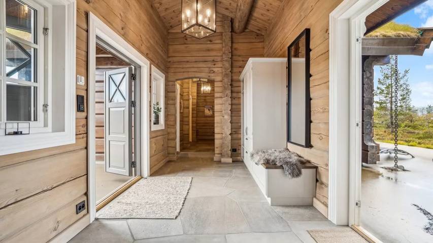 Blockhütte mit Whirlpool und Skipisten in Veggli in Rollag