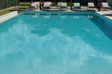 Gîte pour 6 personnes, avec piscine dans Tizzano