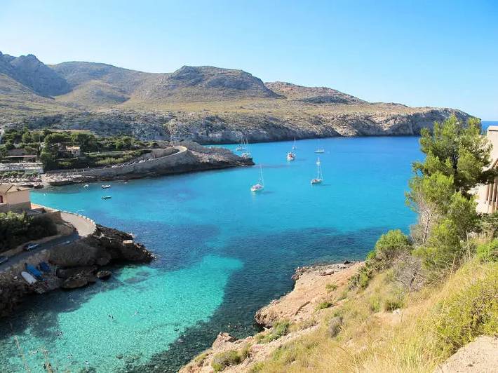 Location de vacances pour 8 personnes, avec piscine et terrasse à Cala Sant Vicenc - 4