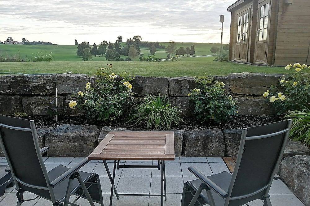 Ganze Wohnung, Modern eingerichtete Ferienwohnung im Allgäu in Argenbühl, Württembergisches Allgäu