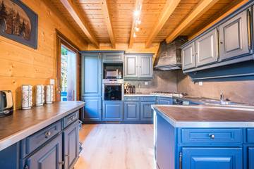 Holiday Rental for 14 People in Le Grand-Bornand, Annecy region, Photo 2