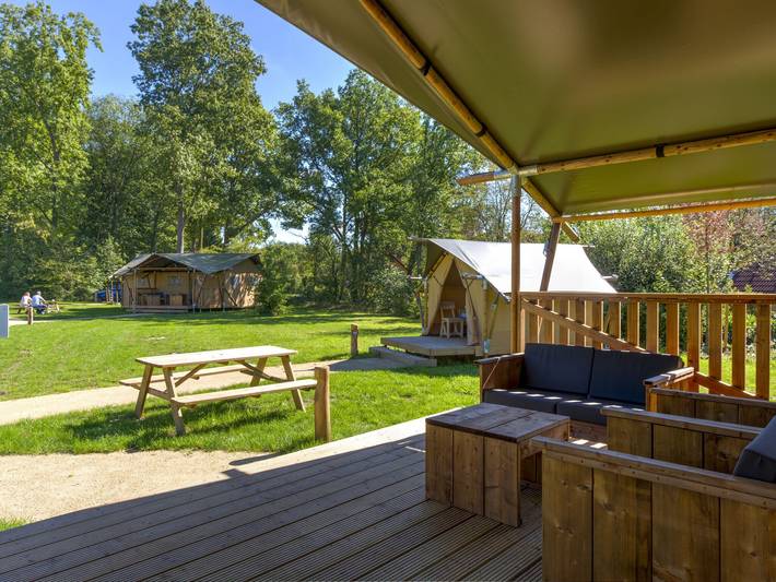 Schickes Glamping-Refugium mit Pool in Dalfsen, Regio Zwolle