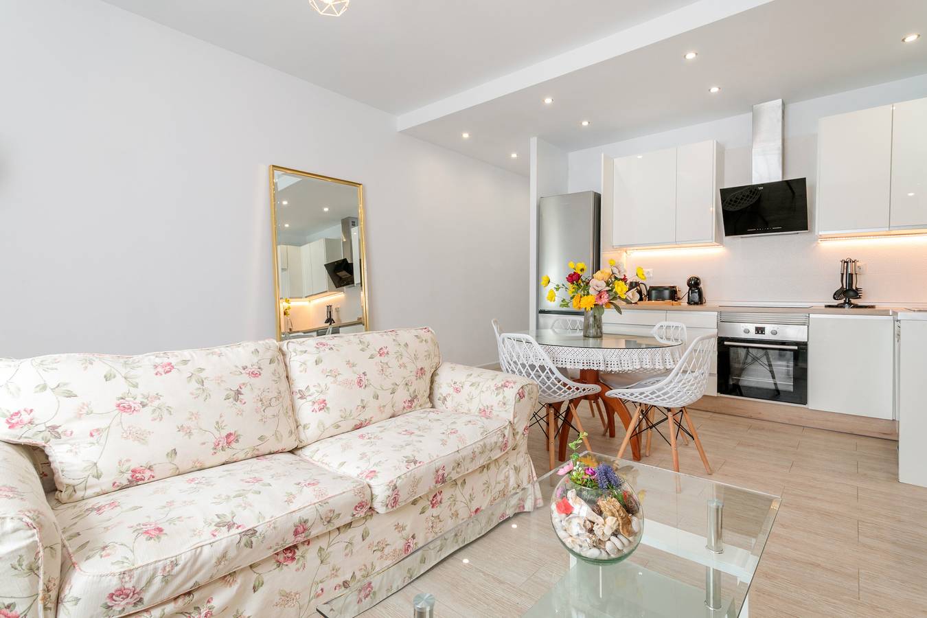 Ganze Wohnung, Ferienwohnung 'La Casita De Yessy' mit Wi-Fi und Klimaanlage in Campoamor, Alicante
