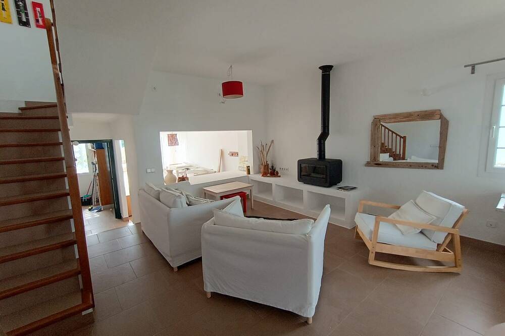 Fabulous 170 m² terraced house in the heart of Fornells, with pool and garden in Fornells, Es Mercadal