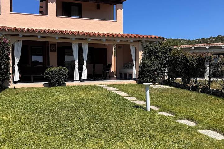 Villa pour 5 personnes, avec jardin et piscine - 1