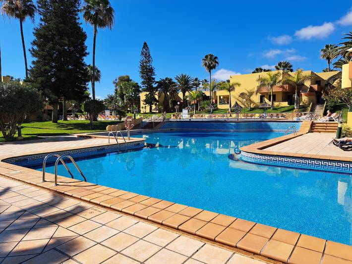 Apartamento de vacaciones para 4 personas, con balcón y jardín - 1