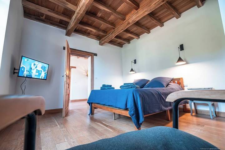 Location de vacances pour 8 personnes, avec Balcon et Jacuzzi ainsi que Jardin et Sauna à Graulhet - 4