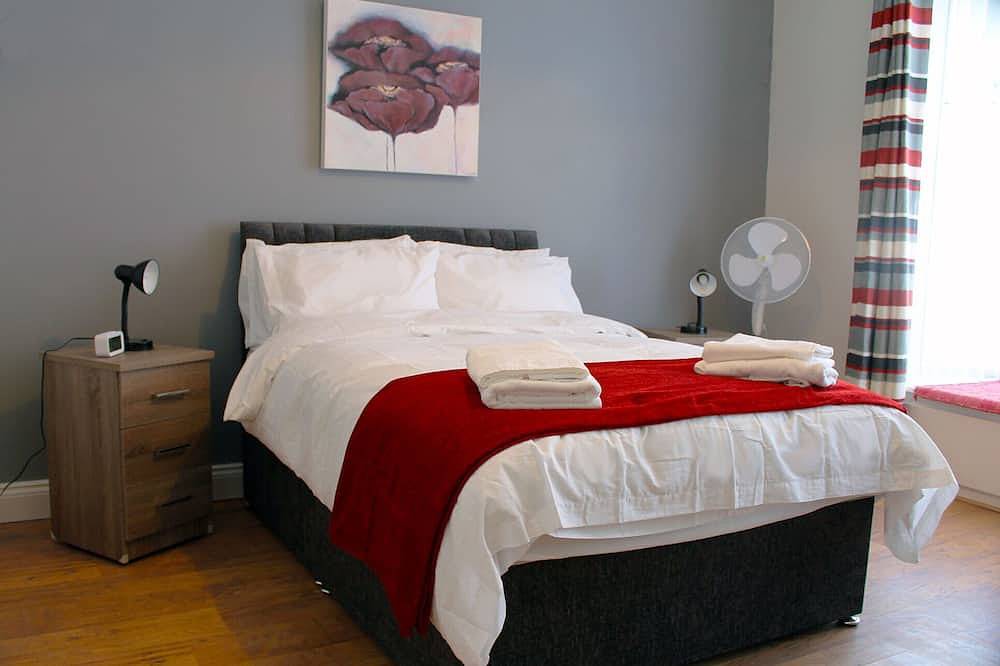 Durham Langley House close to City and University in Durham, County Durham