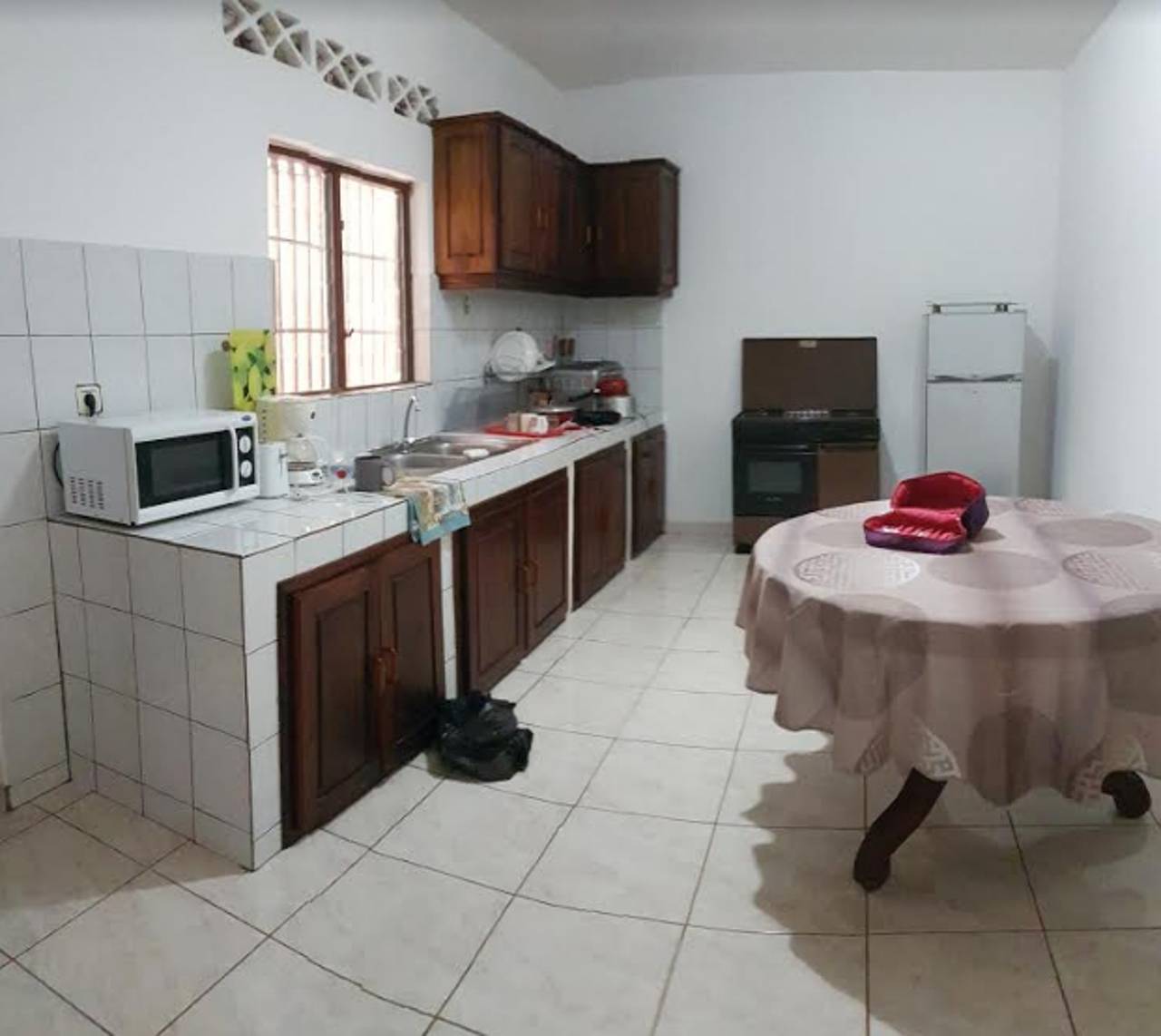Geheel appartement, Ruim appartement met zeezicht in Bandrele. in Bandrélé, Mayotte
