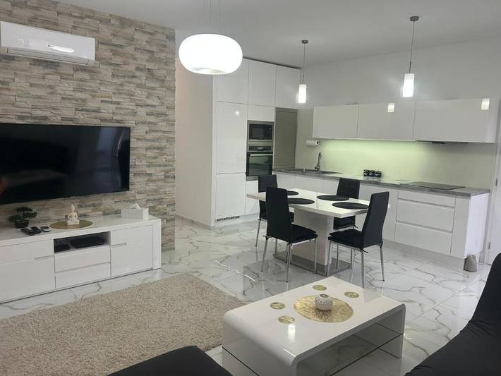 Appartement de vacances pour 4 personnes, avec jacuzzi et balcon