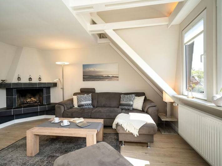 Ganze Ferienwohnung, Silwai Og - 3-Zimmer App. für 4 Pers. mit Terrasse, Pkw-Stellplatz, Wlan, Haustiere erlaubt. in Nordfriesische Inseln (Schleswig-Holstein) (Schleswig-Holstein), Sylt (Gemeinde)