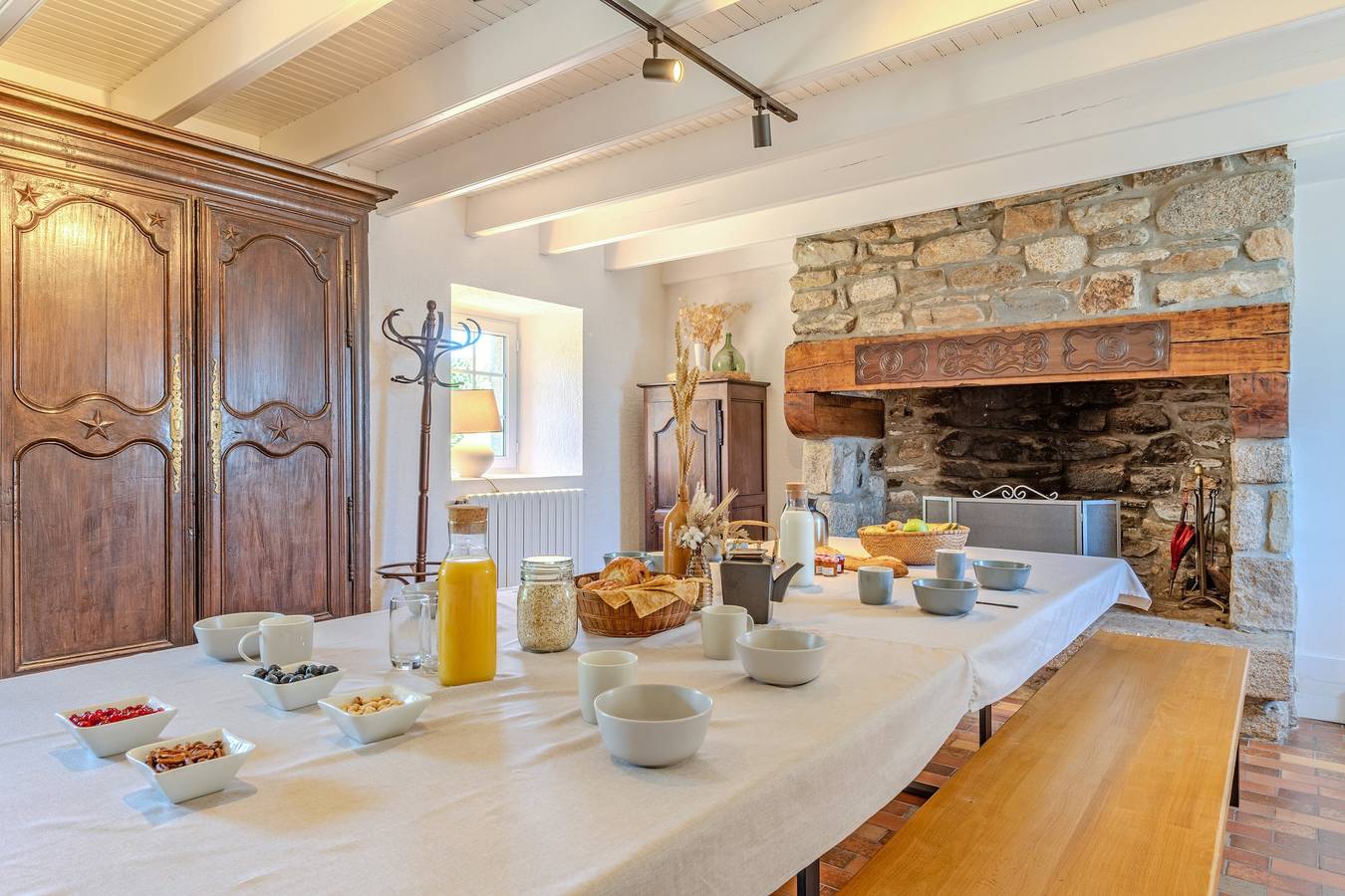 Maison de vacances 'Ker Breizh - Saint Pabu - 14 Pers' 3 étoiles avec jardin privé et Wi-Fi in Saint-Pabu, Région de Brest