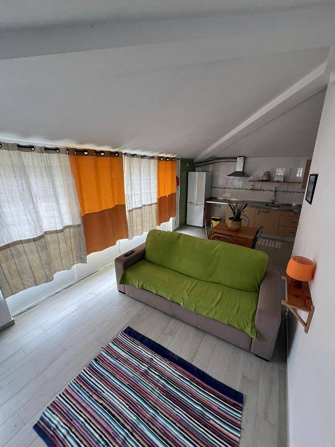 Casa de férias para 4 pessoas, com terraço em Magoito