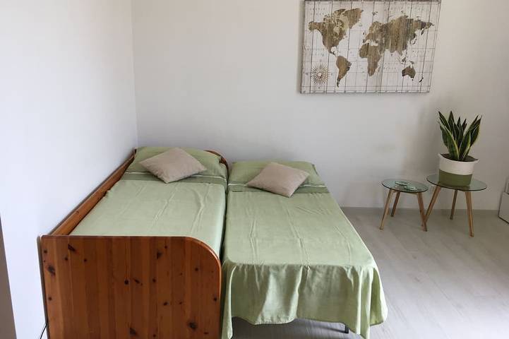 Appartamento intero, 100 metri dal mare, nella zona più bella della città, appartamento con terrazza in Mercede, Alghero
