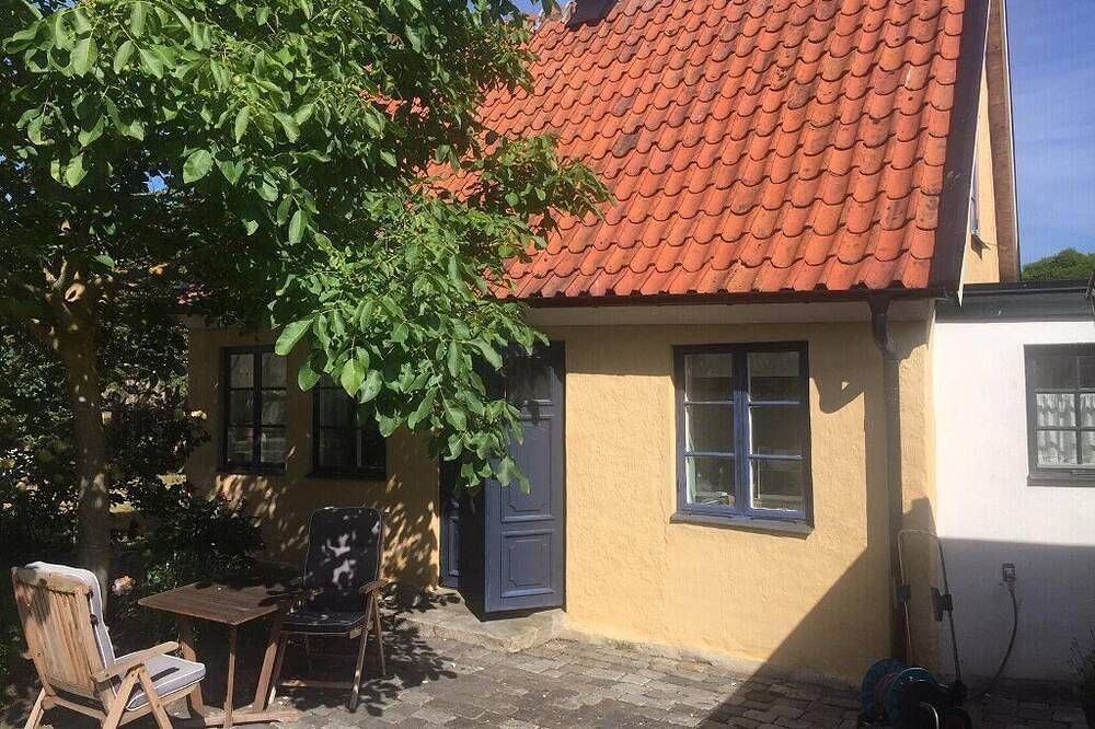 2 Schlafzimmer Unterkunft in Simrishamn in Simrishamn, Österlen