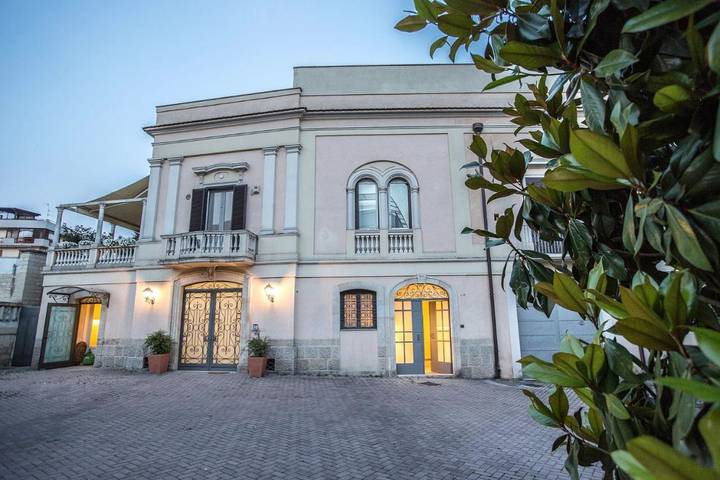 B&b per 10 persone, con Terrazza e Giardino a Gravina in Puglia