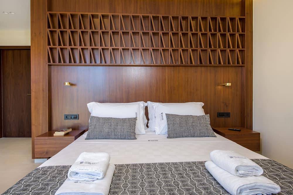 Almi-Cove Hill Top Villa Ii in Almyrida, Vámos