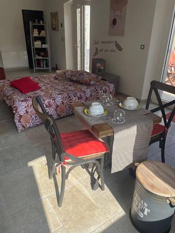 Cottage pour 2 personnes, avec terrasse et jardin à Paradou