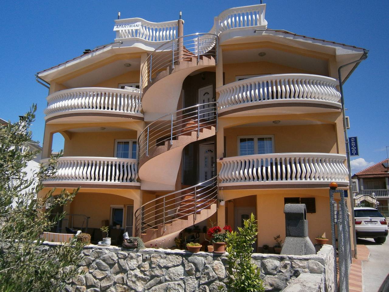 Ganze Wohnung, 1-Zimmer-Ferienwohnung mit Terrasse Vodice A-13973-c in Vodice, Šibenik-Knin