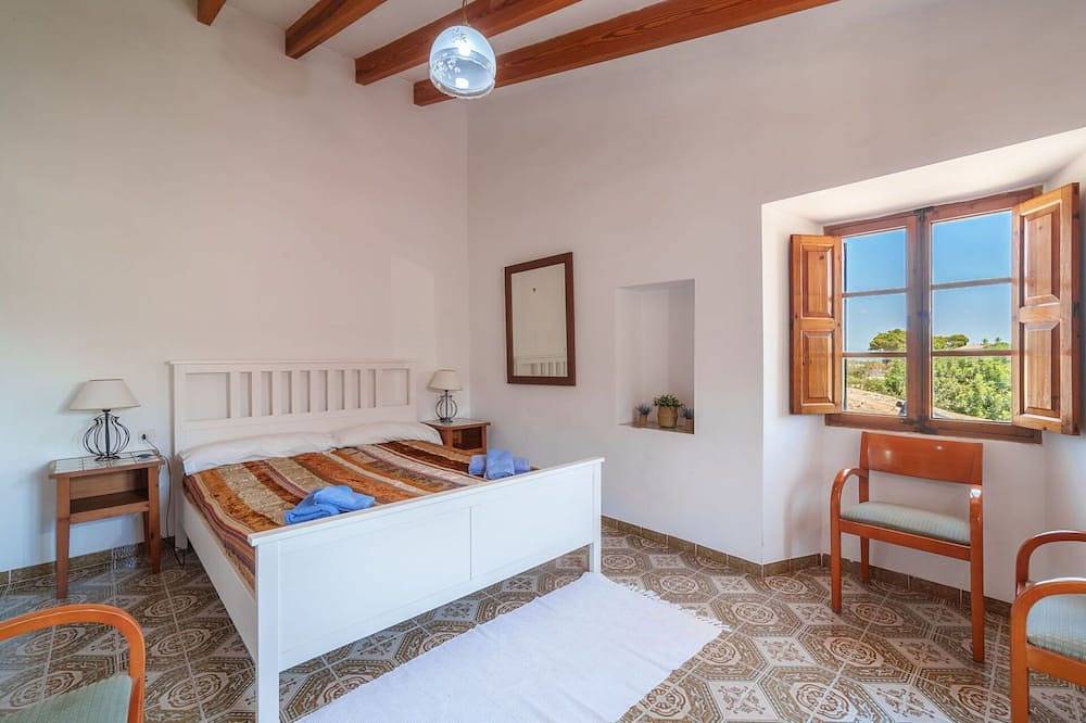 Estupenda casa de vacaciones privada con A/C, Wifi, piscina privada, Tv, patio y vista panorámica in Establiments, Palma