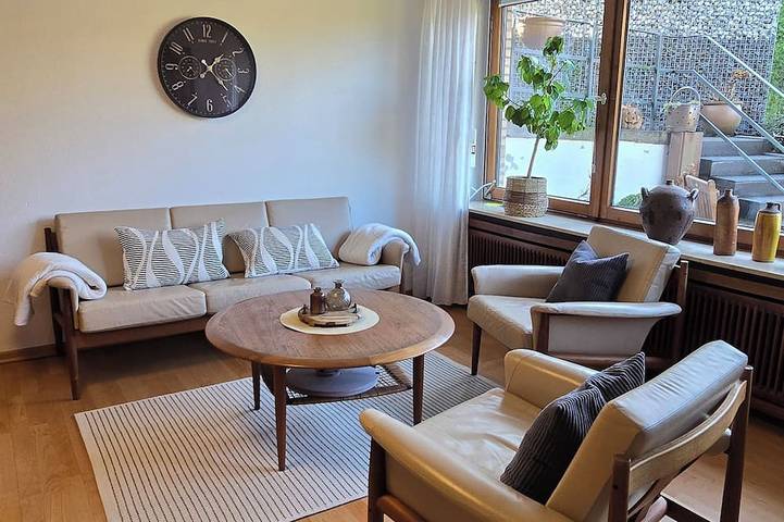 Ferienwohnung für 2 Personen, mit Terrasse und Garten in Nettersheim