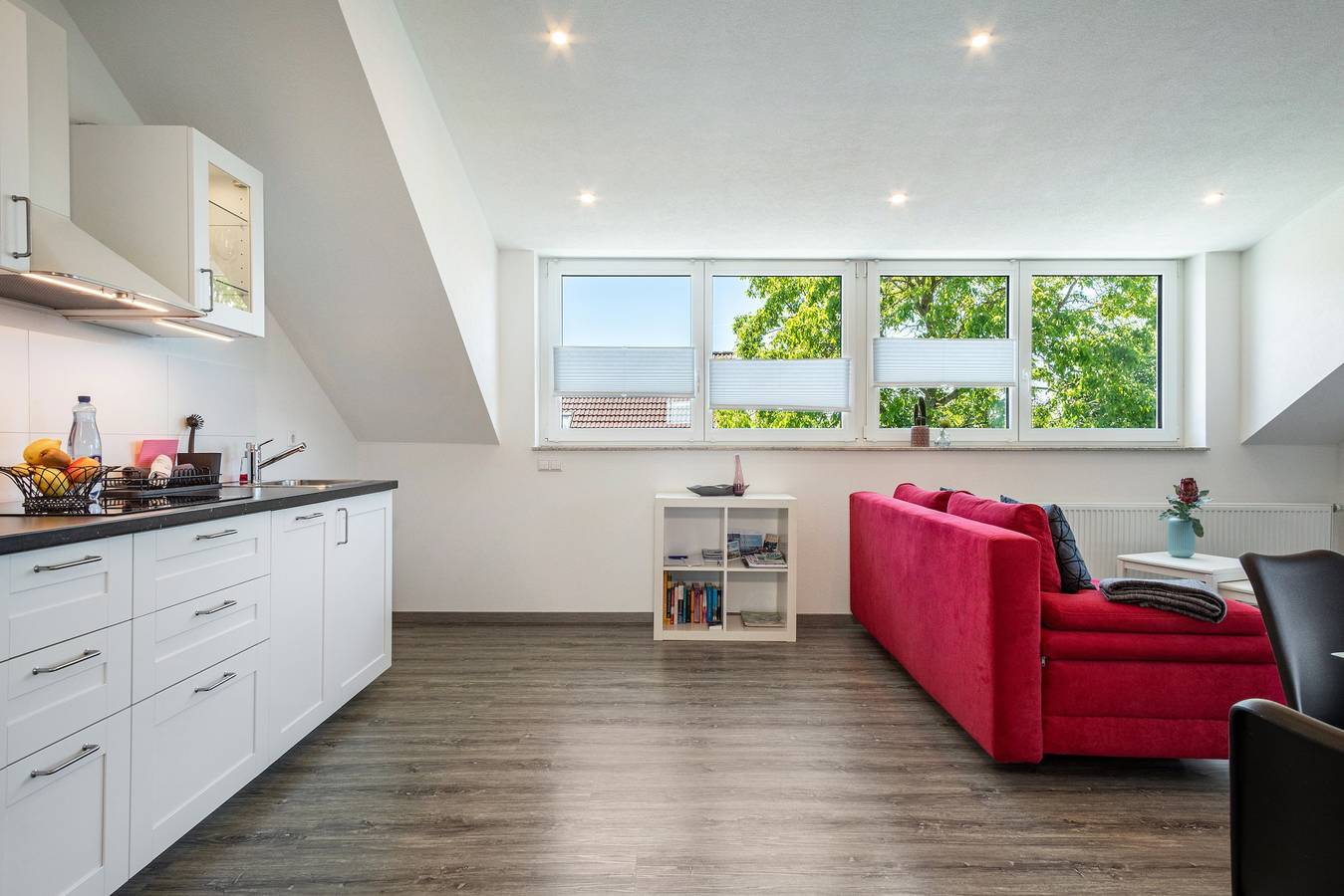 Modern Appartement 2 in Huis Sohl met Privé Balkon & Wifi, foto 11