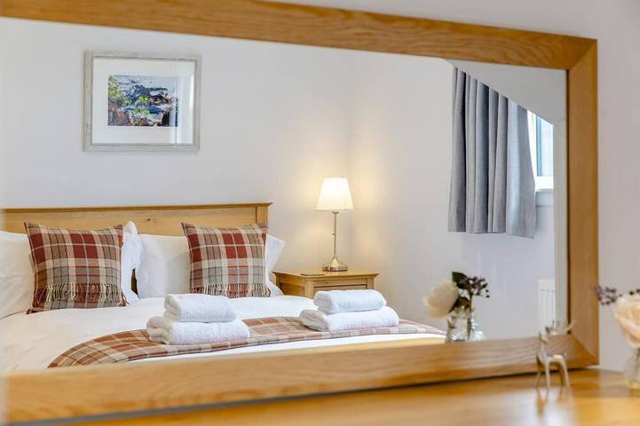 3 Bed in Ullapool (oc-s33063) in Highlands