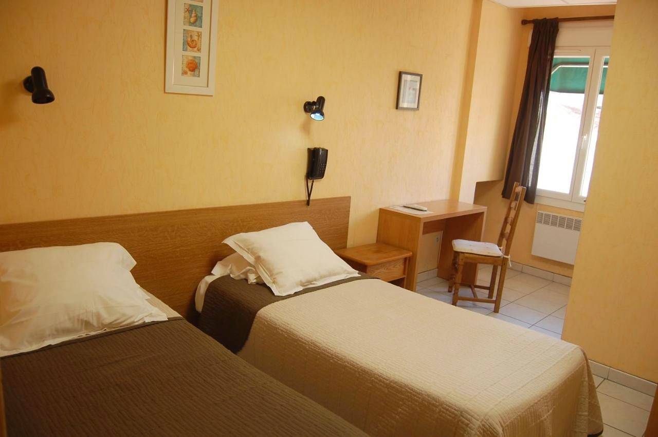 Hotel De La Plage in Valras-Plage, Côte d'Améthyste