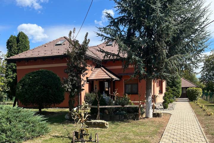 2-Zimmer-Haus mit Terrasse Andrijaševci, Slavonija in Vukovar-Srijem