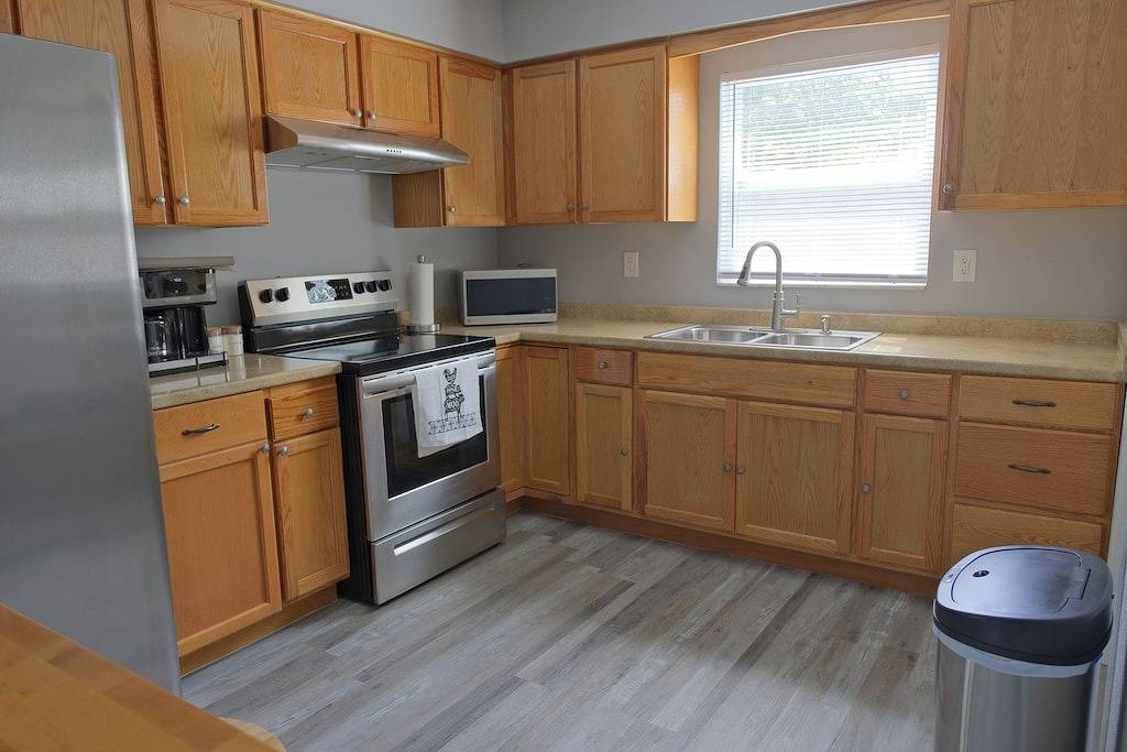 Awalk away from Busch Gardens and Adventure Island in Tampa, Tampa Bay